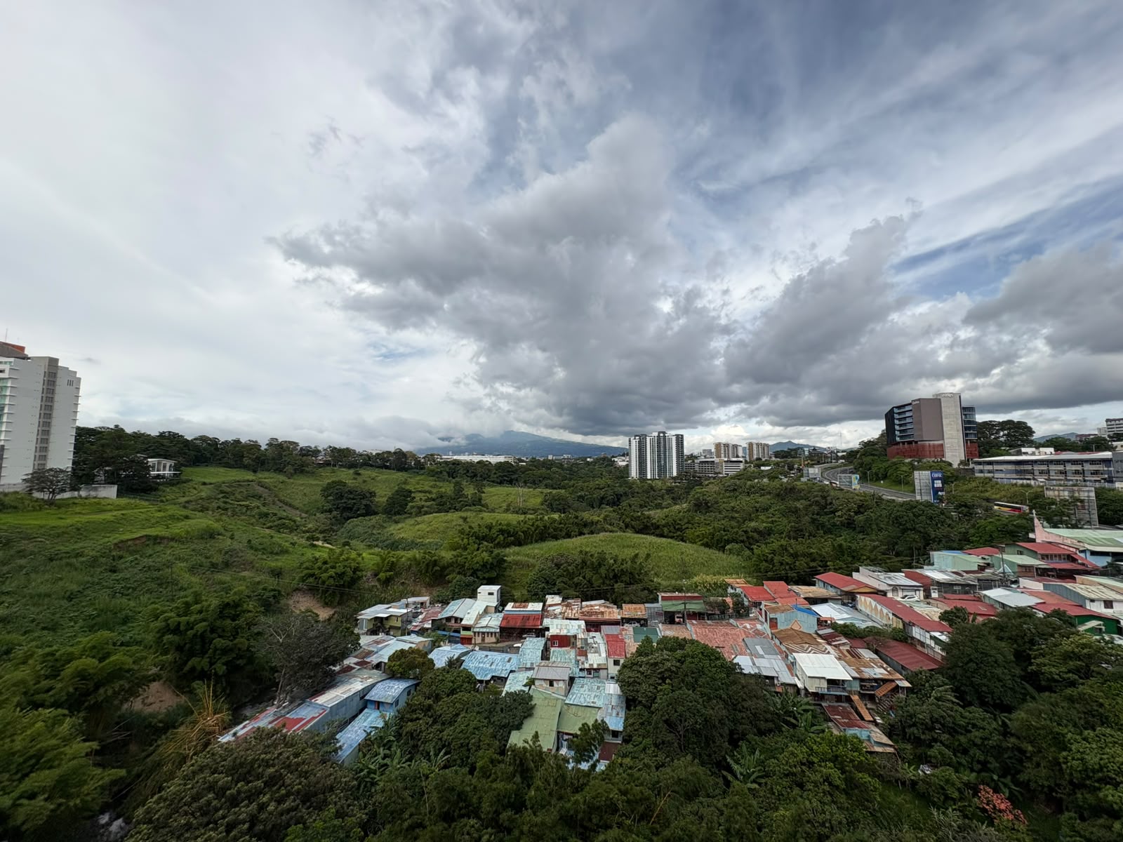 Apartamento amueblado en alquiler en Azenza Towers, La Uruca 8