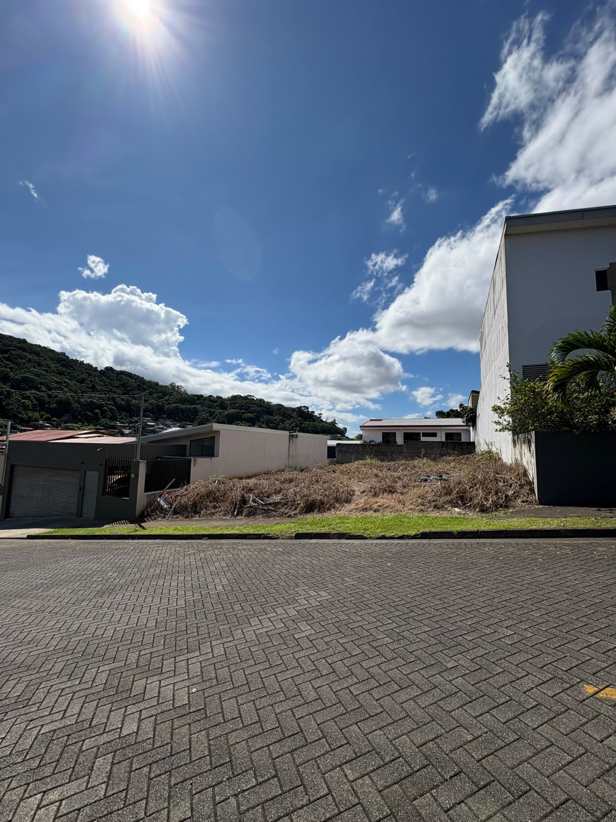 Lote en venta en Lomas de Ayarco, Curridabat 2